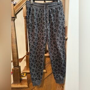 Old Navy black cheetah sweatpants